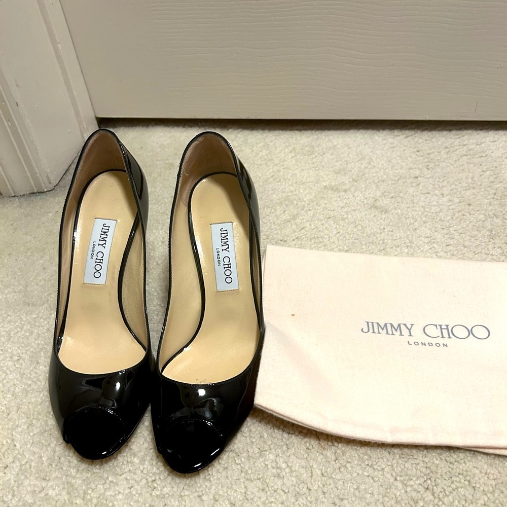 Jimmy Choo black patent leather peep toe 4 inch size EU 39 shoes